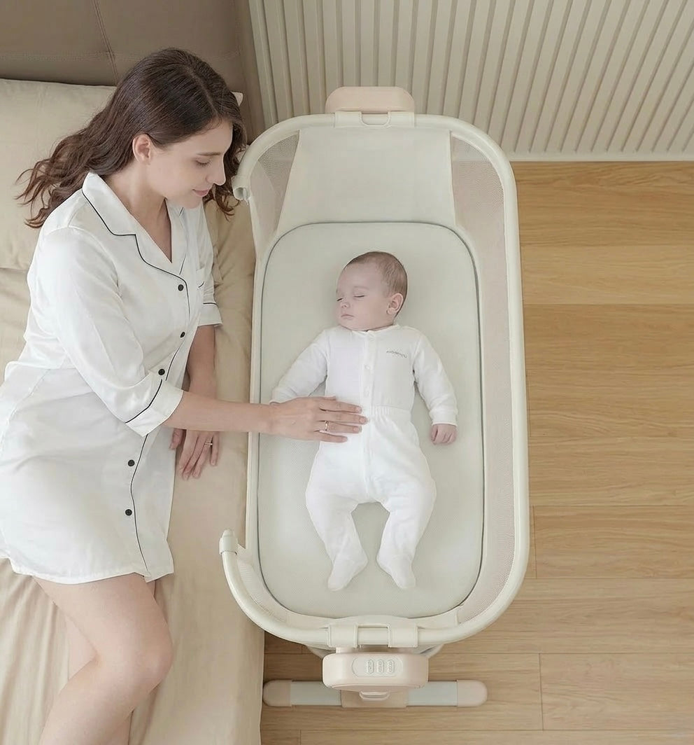 Sleep Solution Auto-Rocking Baby Bassinet With White Noise