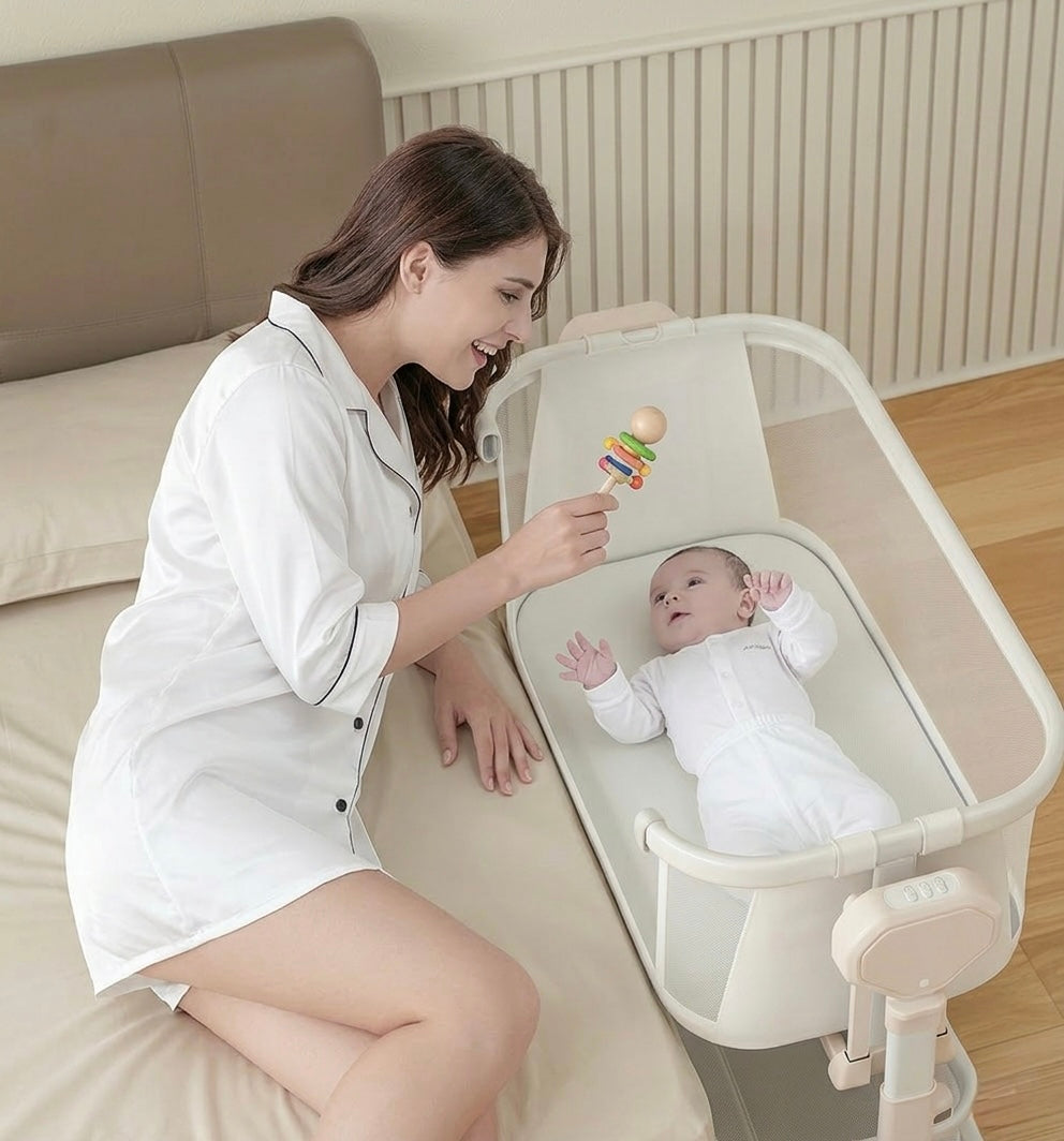 Sleep Solution Auto-Rocking Baby Bassinet With White Noise